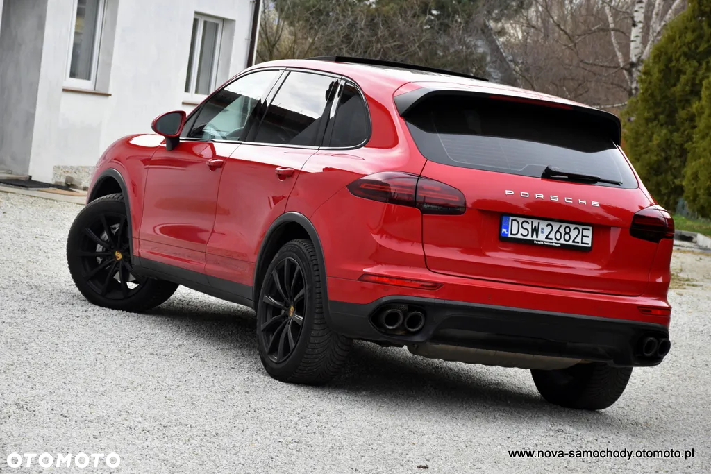Porsche Cayenne S Diesel Platinum Edition - 4