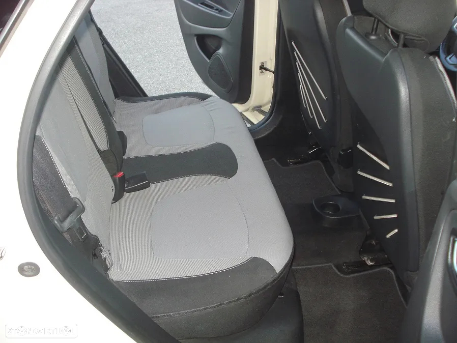 Renault Captur 1.5 dCi Exclusive - 6
