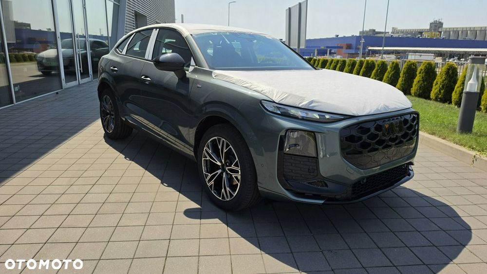 Audi Q3 Sportback - 5
