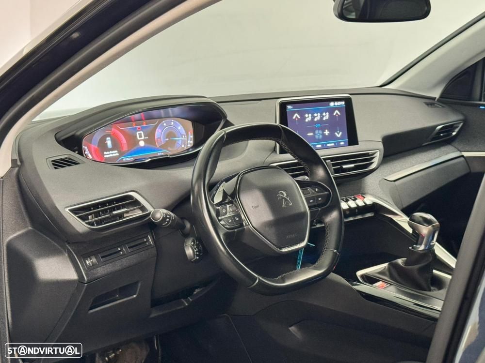 Peugeot 5008 1.5 BlueHDi Allure - 25