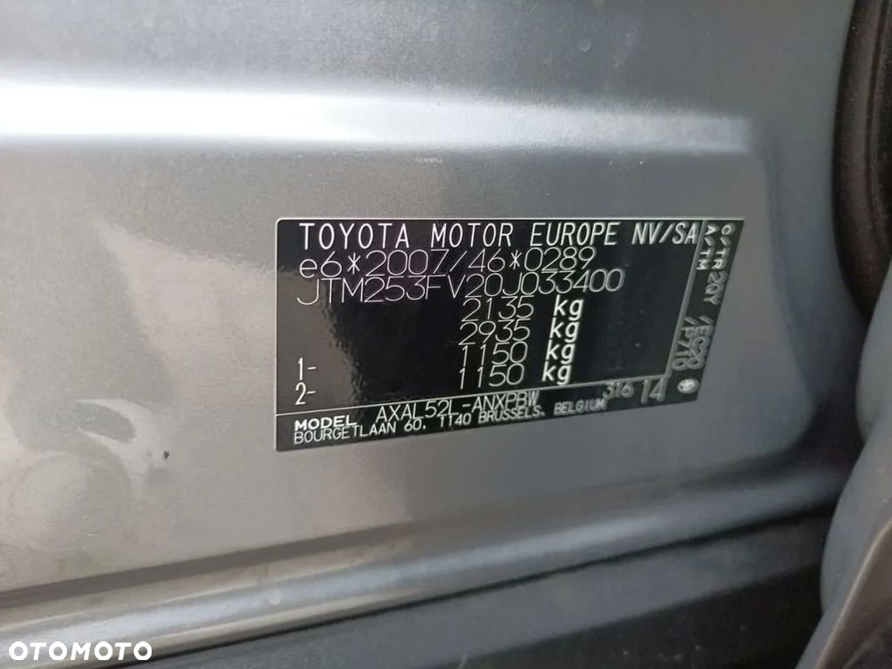 Toyota RAV4 - 5