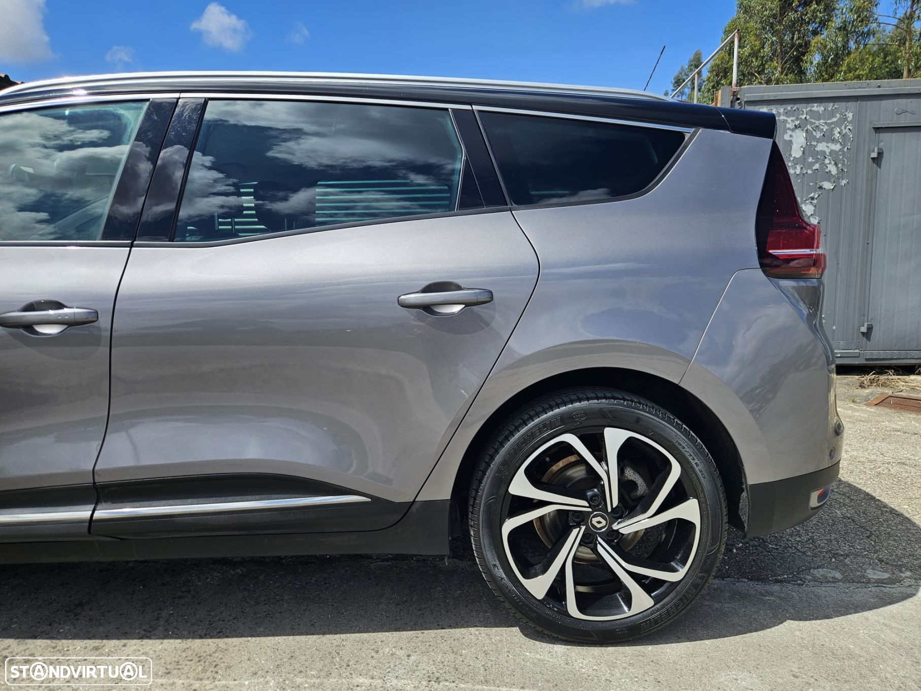 Renault Grand Scénic 1.5 dCi Bose Edition EDC SS - 15