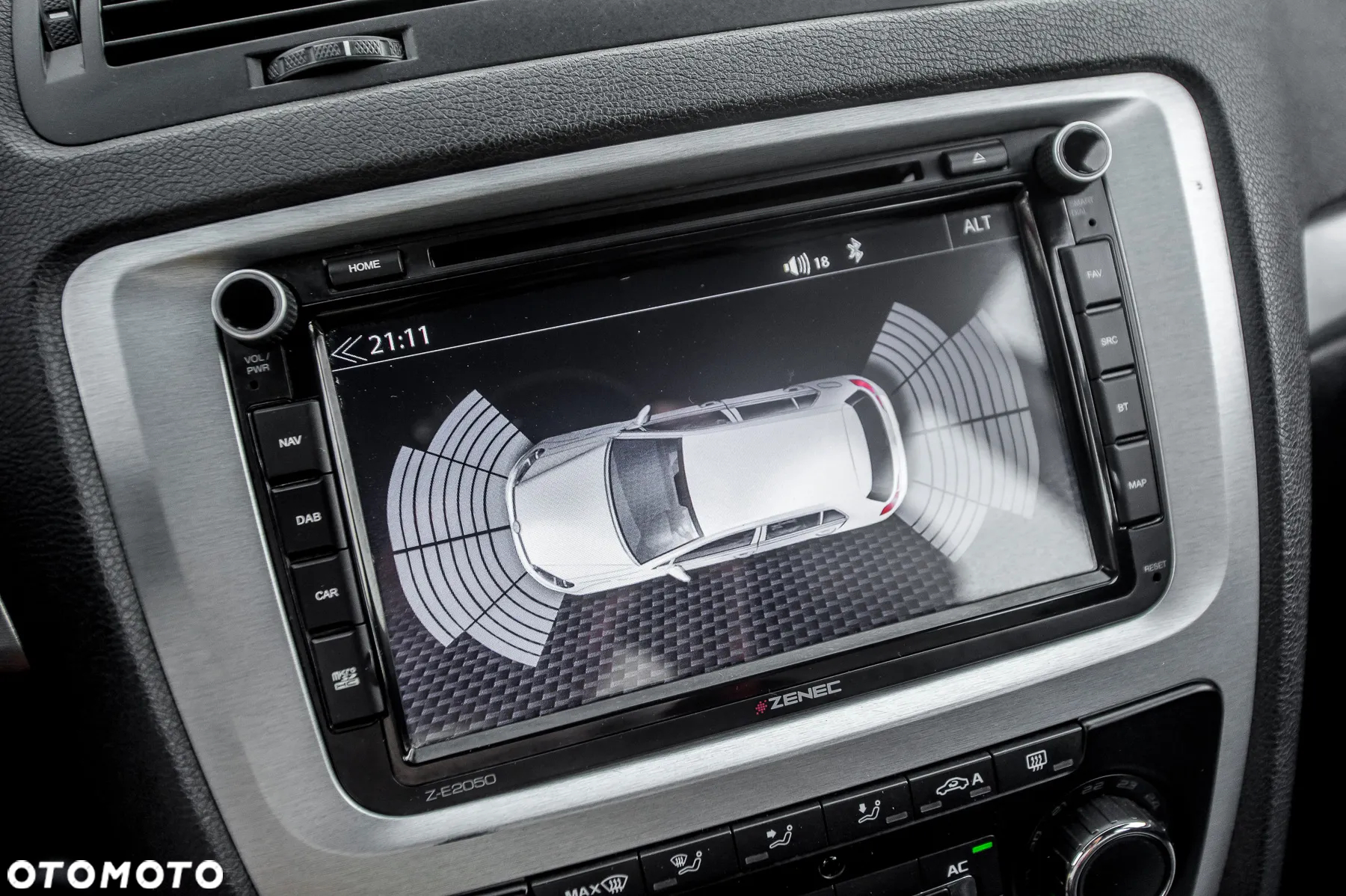 Skoda Octavia Combi 2.0 TSI RS - 29