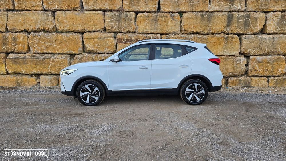 MG ZS - 3