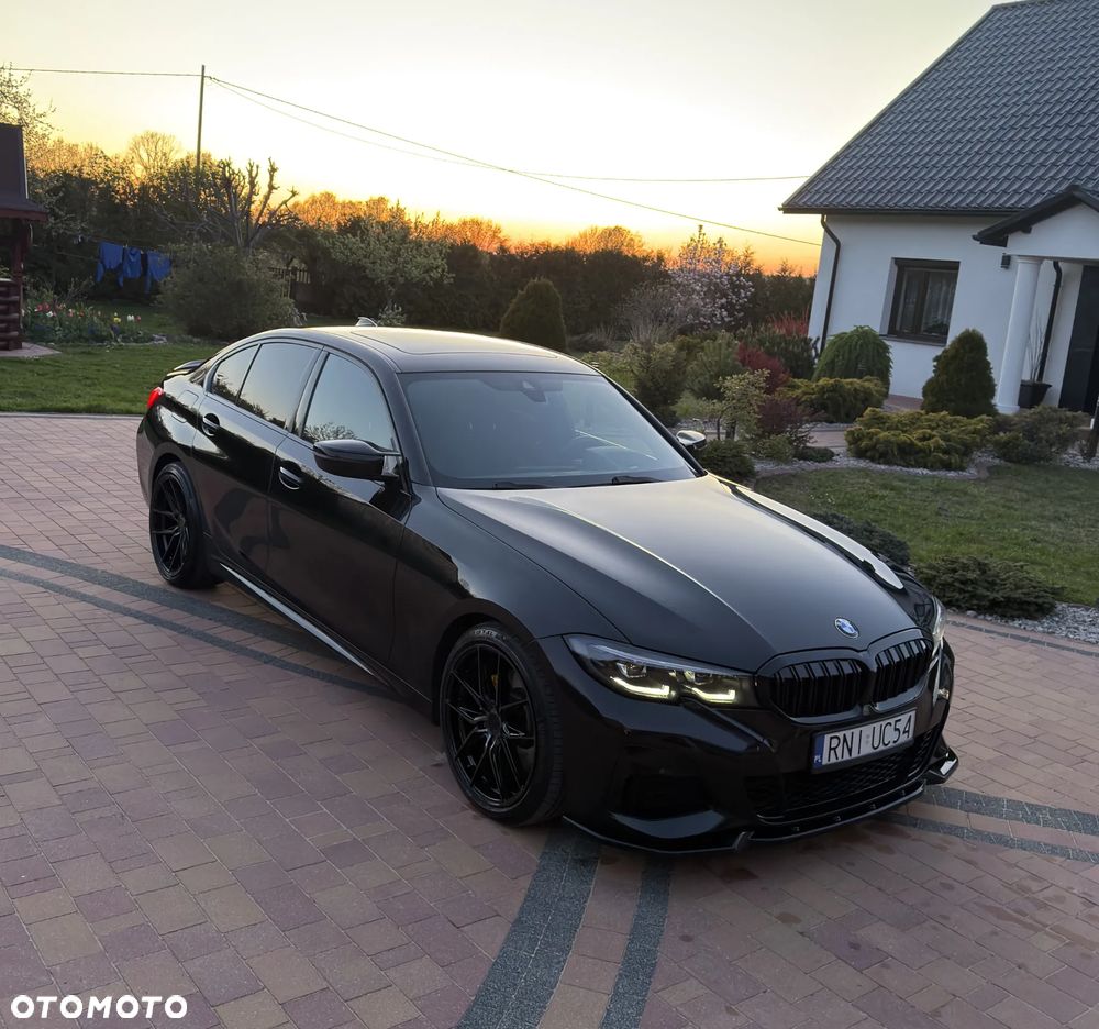 BMW Seria 3 330i xDrive - 1