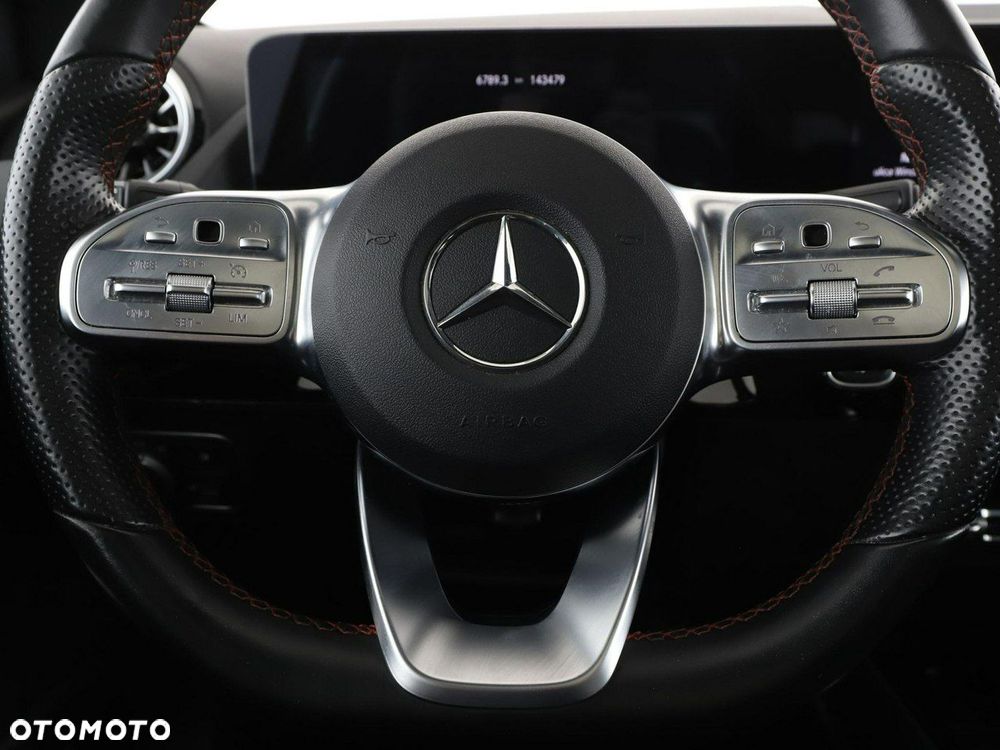 Mercedes-Benz Klasa B 180 d AMG Line 8G-DCT - 22