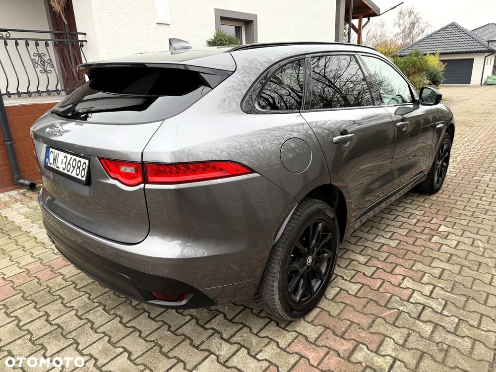 Jaguar F-Pace - 6
