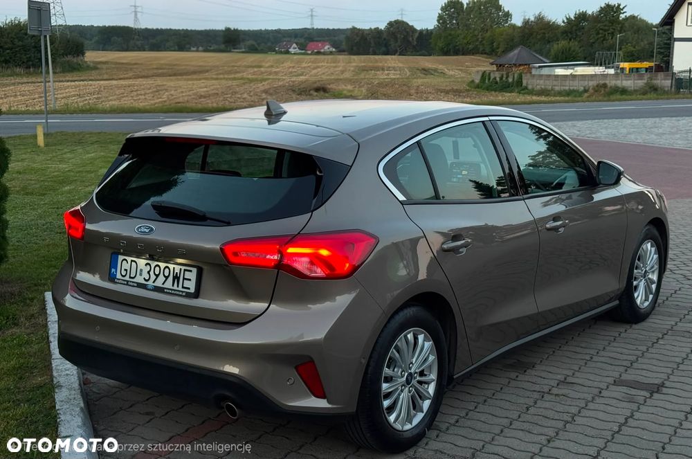 Ford Focus 1.0 EcoBoost Titanium Business - 5