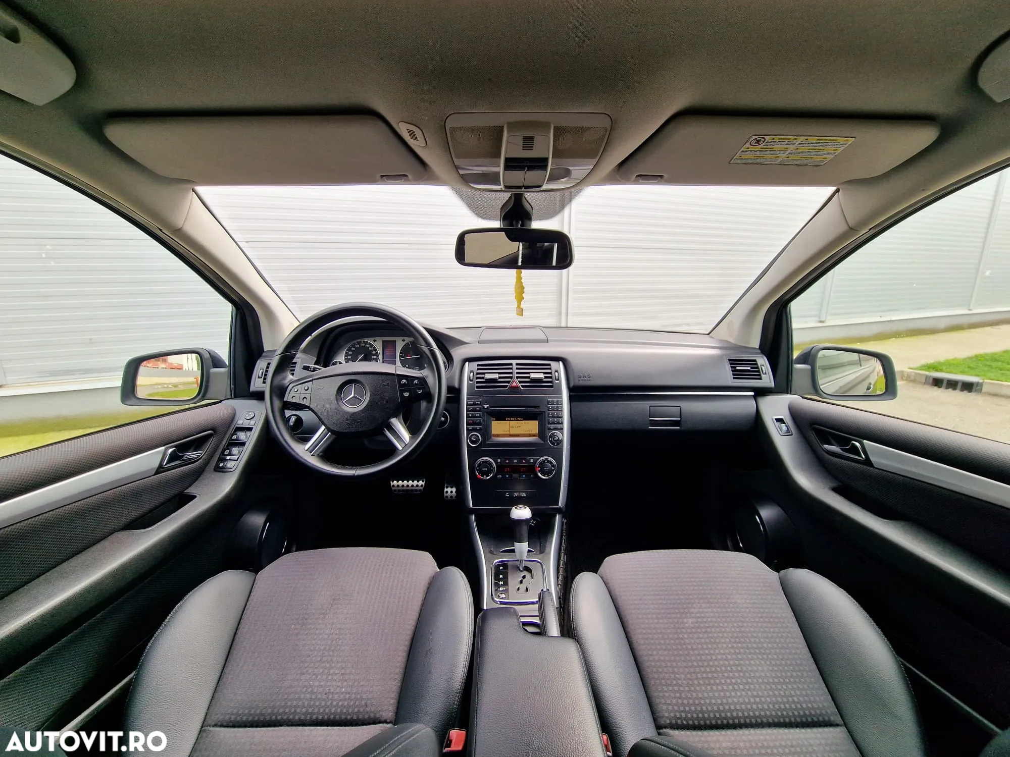 Mercedes-Benz B - 3