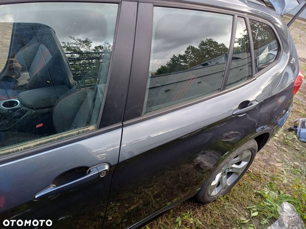 DRZWI KOMPLETNE LEWY TYŁ BMW X1 E84 B39 - 1
