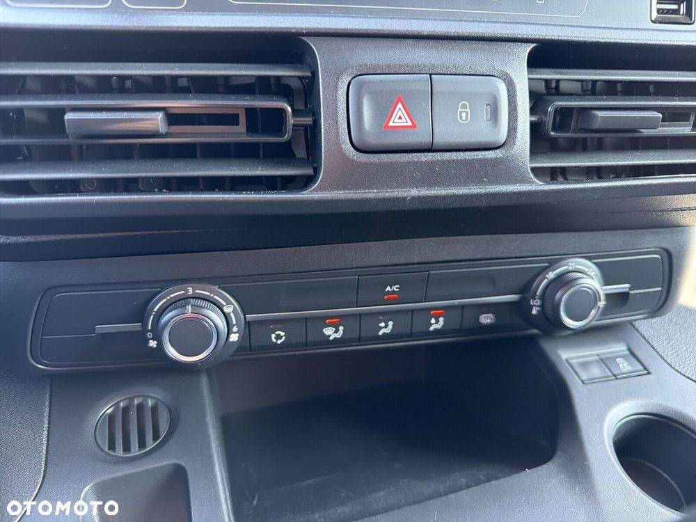 Peugeot partner-van 1.5 BlueHDi 100 PREMIUM Standard 650 4d - 26