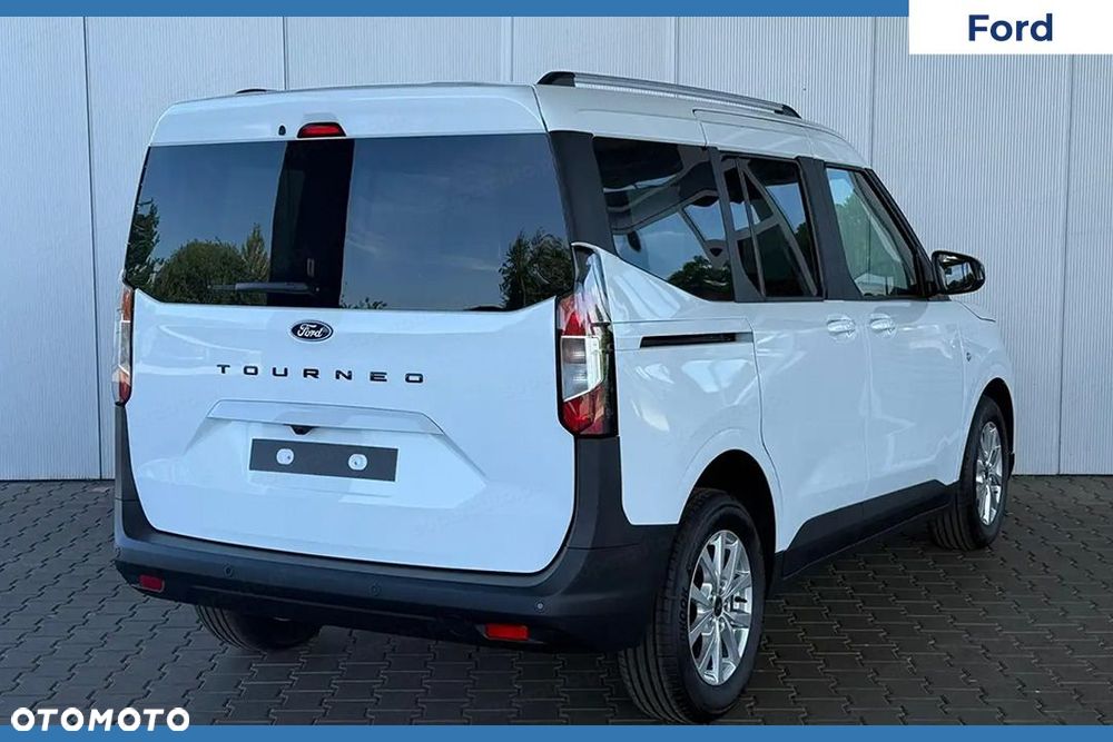 Ford Tourneo Courier - 5
