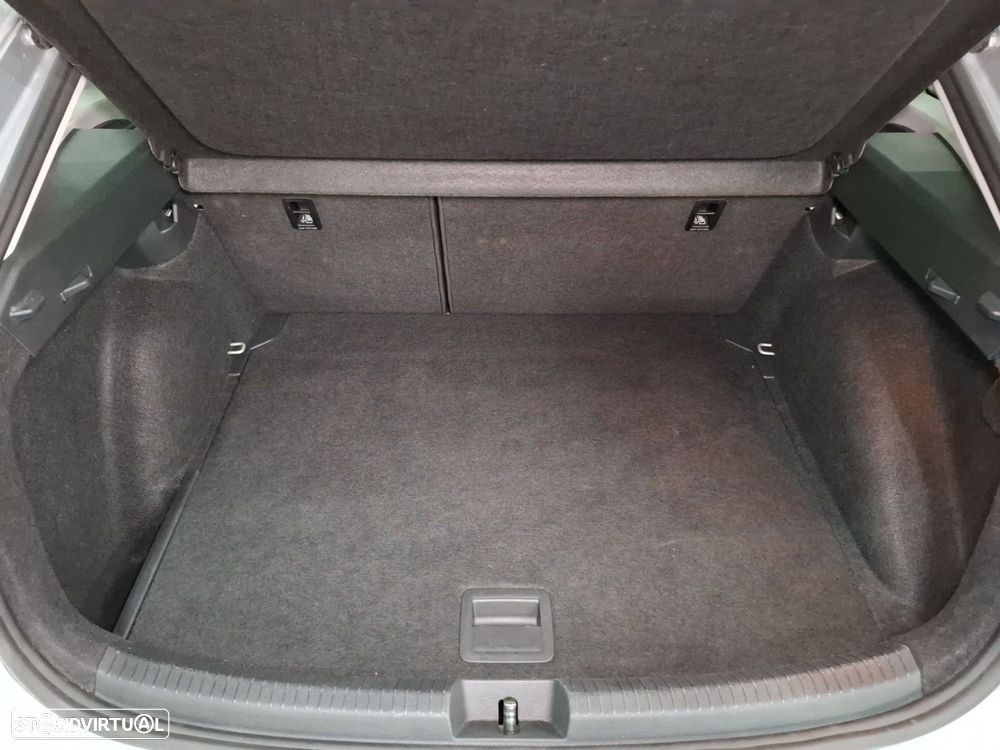 VW Taigo 1.0 TSI Urban - 23