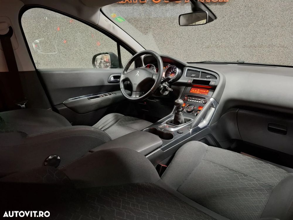 Peugeot 3008 1.6 HDI FAP Active - 6