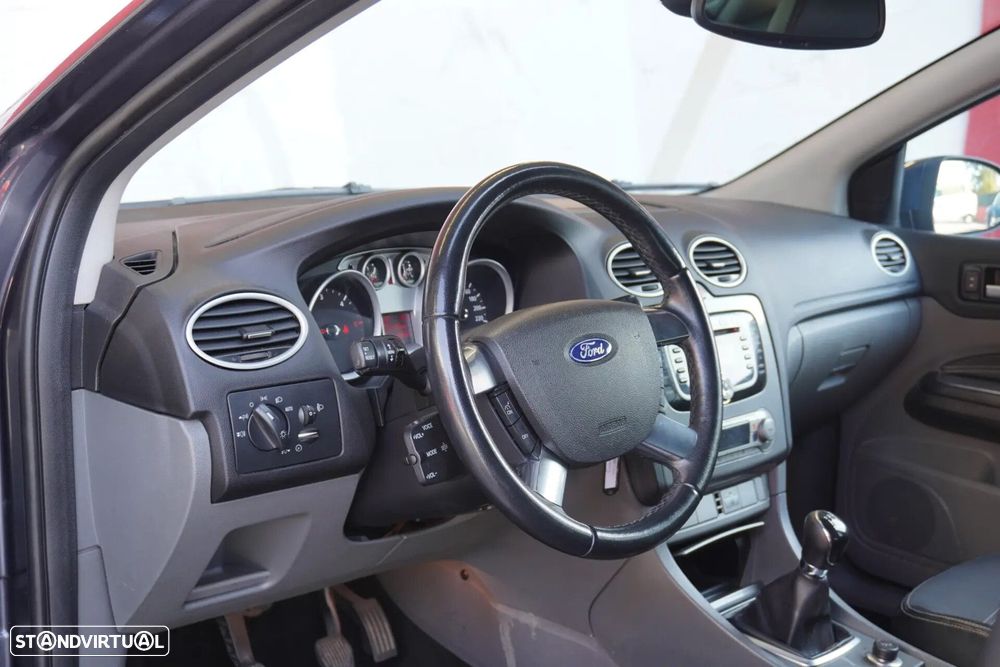 Ford Focus 1.6 TDCi Ghia - 8