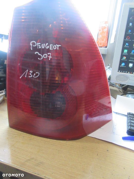LAMPA TYŁ LEWA PRAWA PEUGEOT 307 - 1