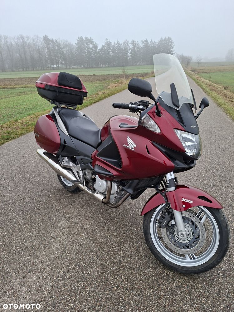 Honda NT - 10