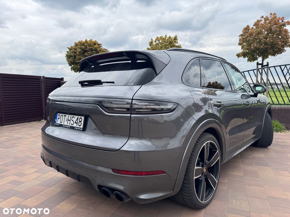 Porsche Cayenne GTS - 9