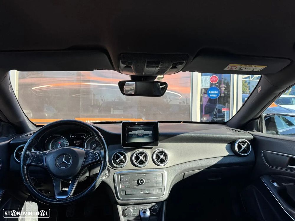 Mercedes-Benz CLA 180 CDI Urban - 32