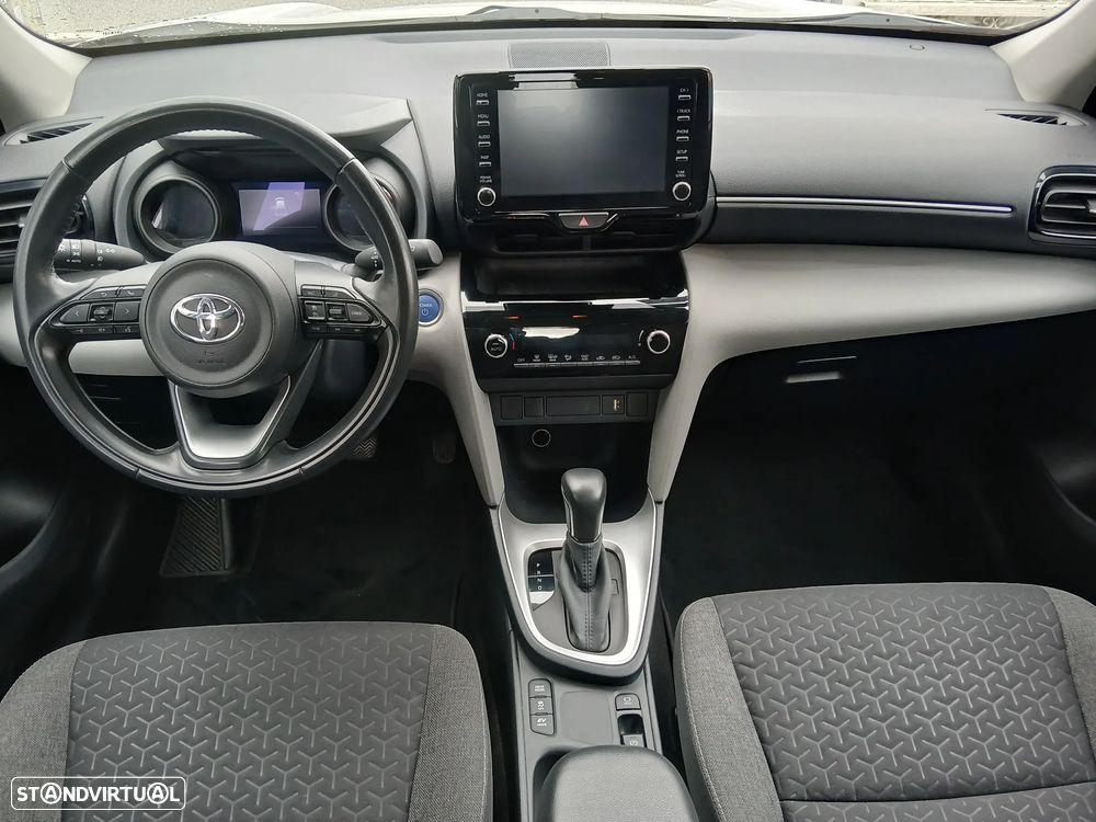 Toyota Yaris Cross 1.5 HDF Comfort Plus - 18