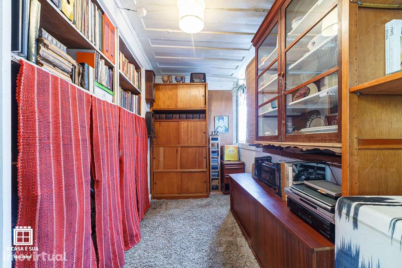 Moradia T8 c/3 pisos e terreno adjacente em Miragaia - Exclusivo - Grande imagem: 5/52