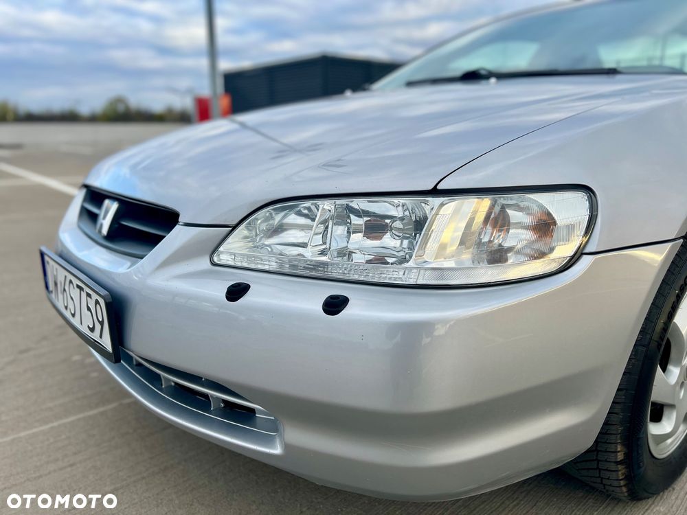 Honda Accord 2.0 ES - 9