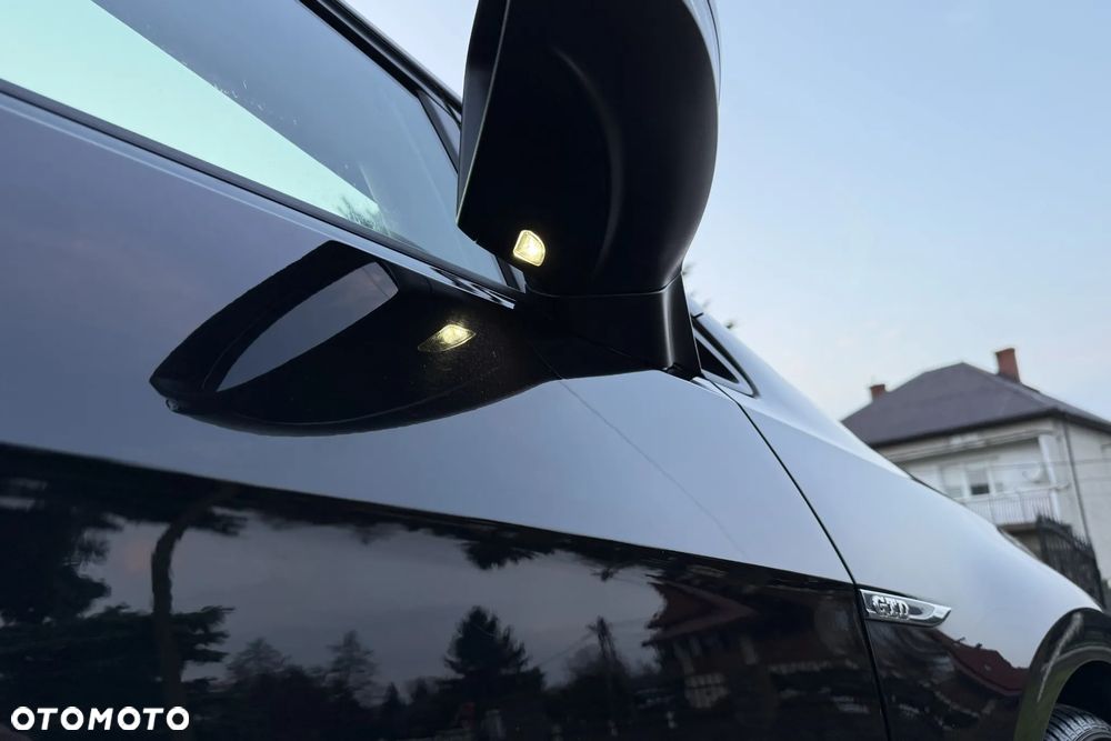 Volkswagen Golf GTD 2.0 TDI SCR DSG - 13