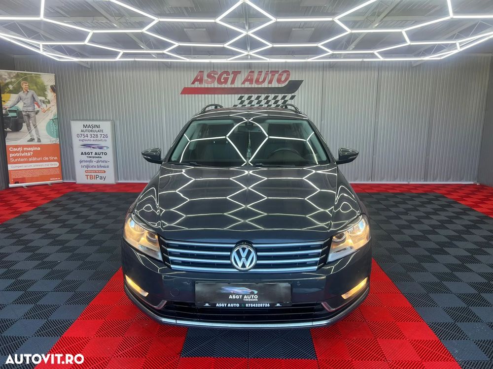 Volkswagen Passat - 2