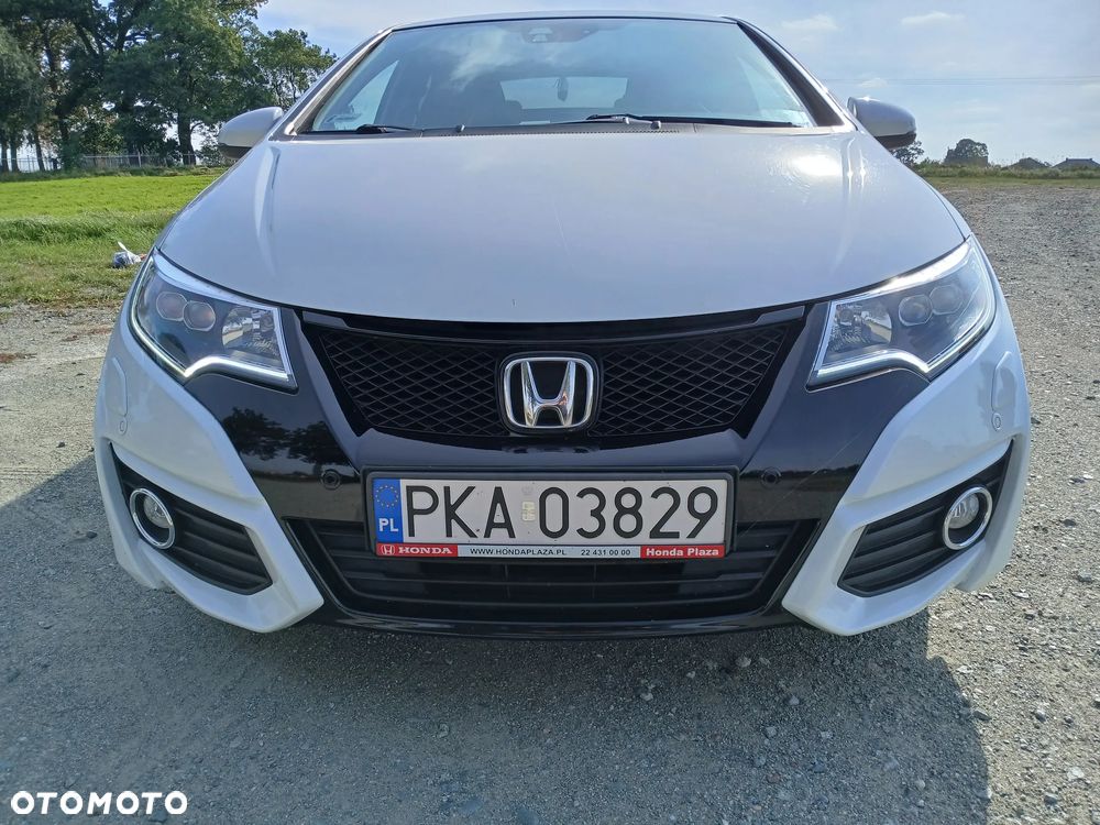 Honda Civic 1.8 Lifestyle Navi + Leather + ADAS - 2