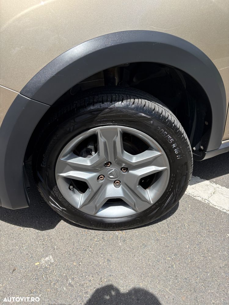 Dacia Sandero Stepway 0.9 TCe - 15