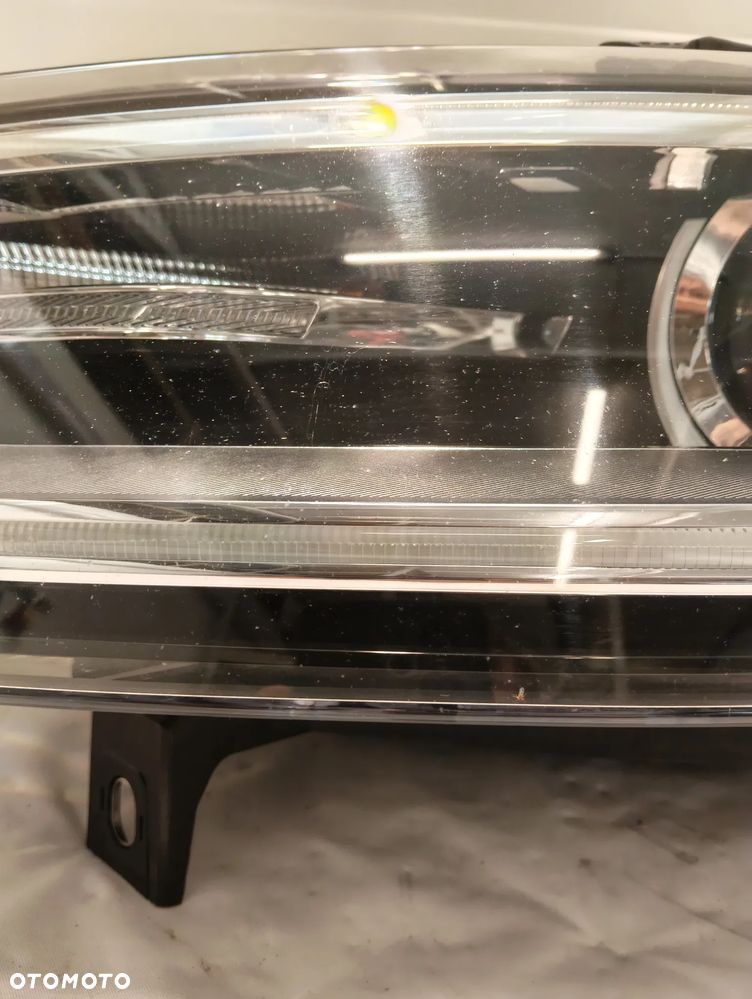 Audi Q3 8U XENON PRZÓD STRONA LEWA 8U0941031 - 3