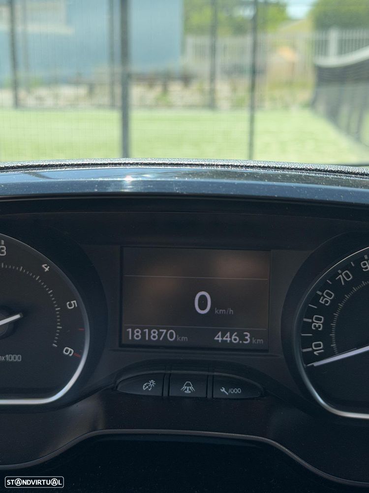 Peugeot 208 1.6 e-HDi Allure 95g - 16