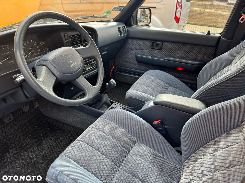 Toyota 4-Runner - 16