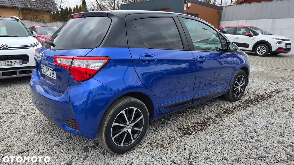 Toyota Yaris 1.5 Premium - 21