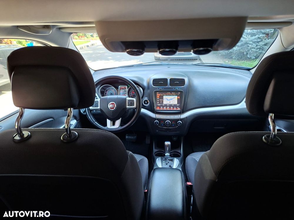 Fiat Freemont 2.0 Mjet AT AWD - 8