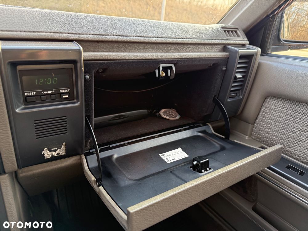 Nissan Laurel 2.8 GL D - 18