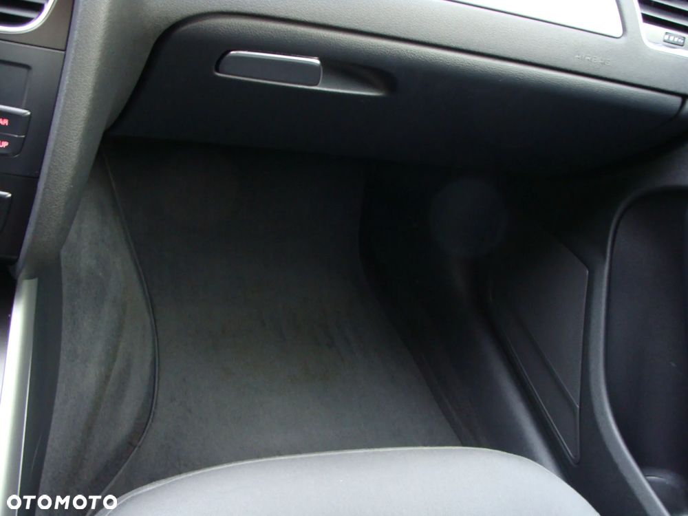 Audi A4 Limousine - 27