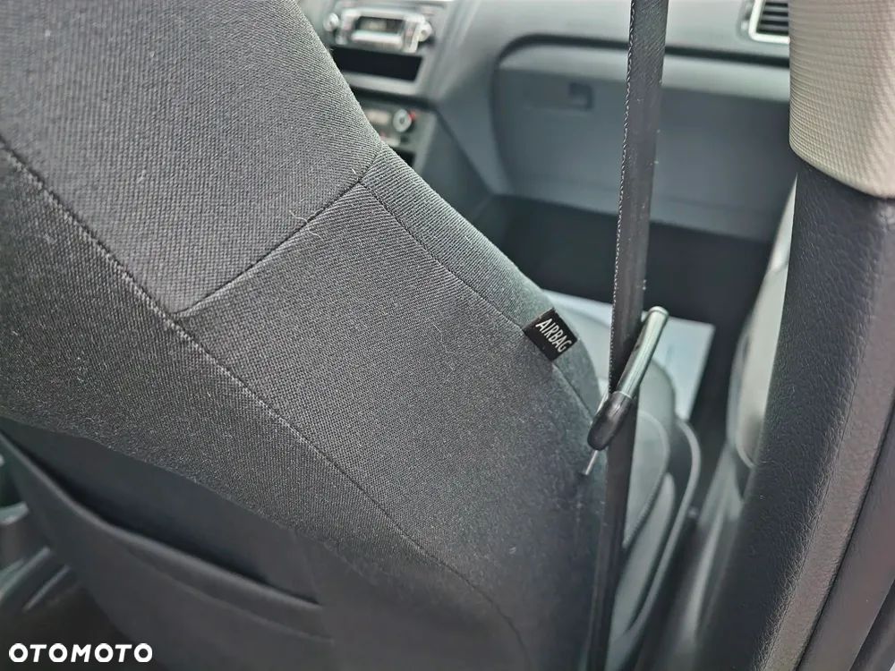 Volkswagen Polo 1.2 Style - 26