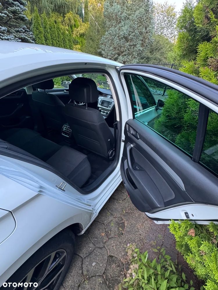 Volkswagen Passat 1.8 TSI BMT Comfortline - 11