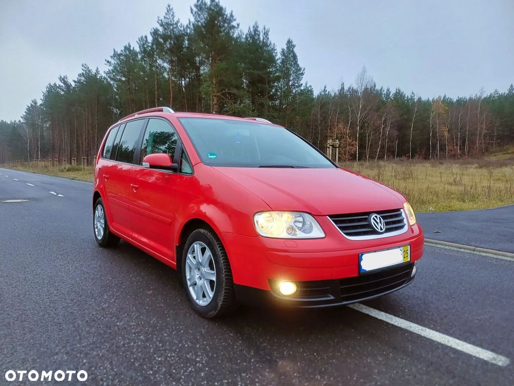 Volkswagen Touran 1.9 TDI Highline - 3