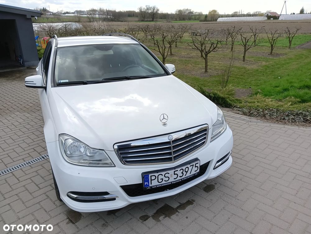 Mercedes-Benz Klasa C 200 CDI DPF (BlueEFFICIENCY) - 2