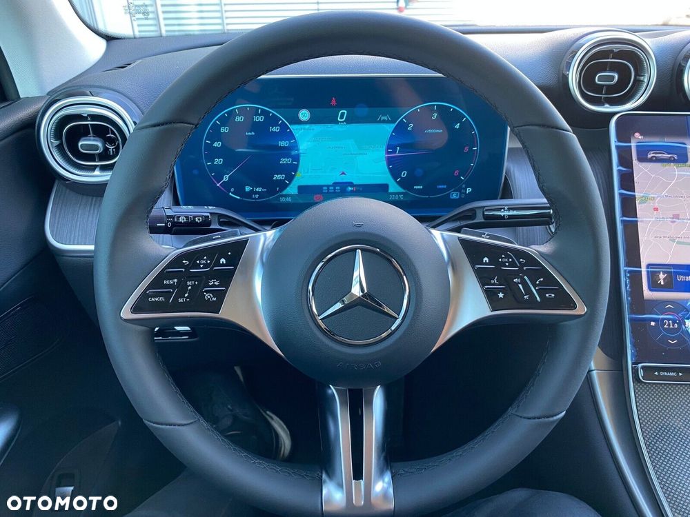 Mercedes-Benz GLC - 12