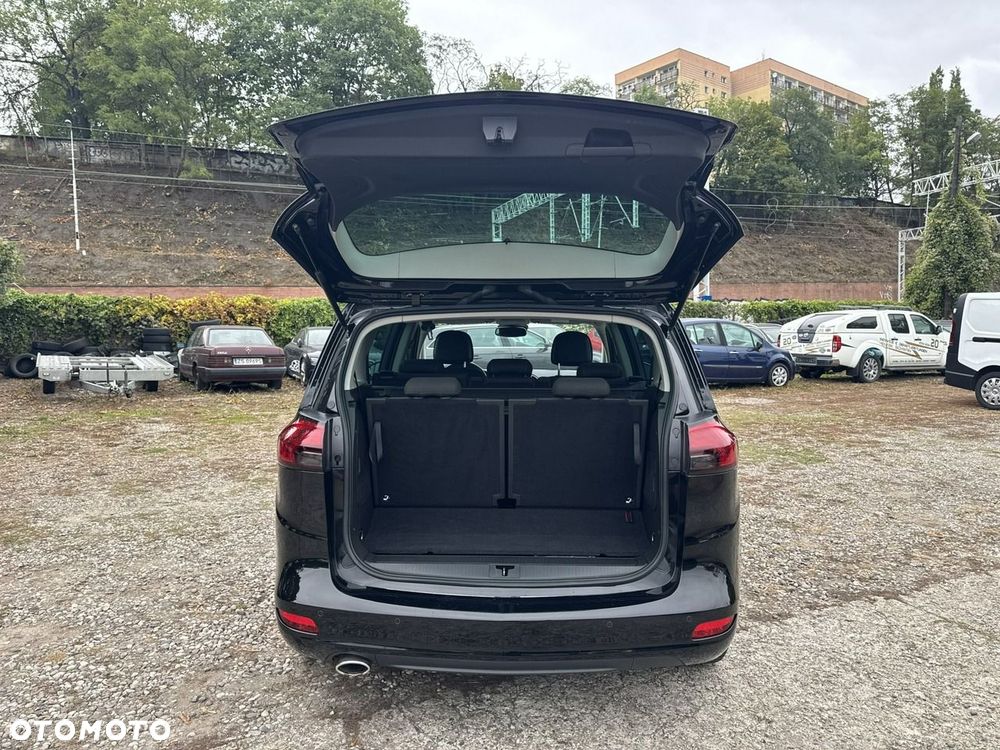 Opel Zafira - 9