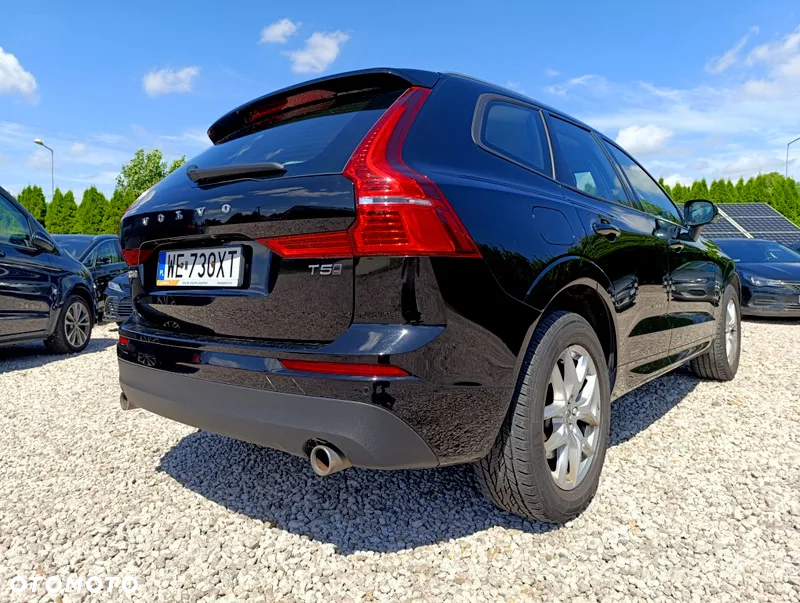 Volvo XC 60 T5 AWD Momentum Pro - 8