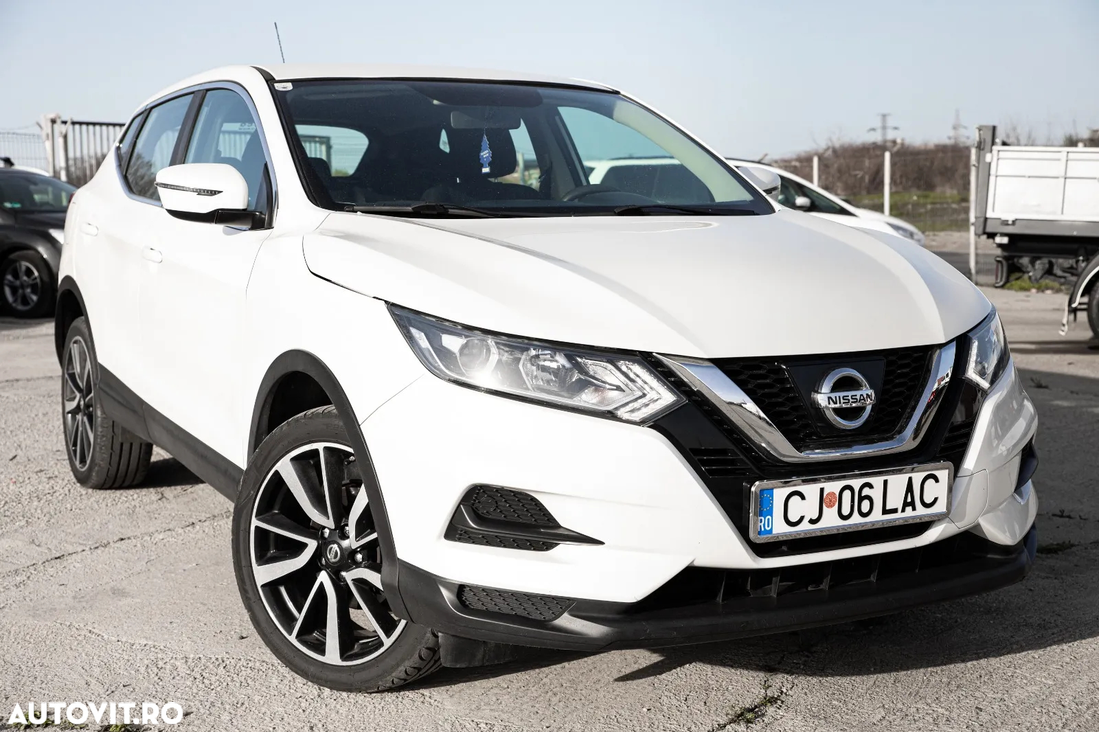 Nissan Qashqai 1.6 DCI ALL-MODE 4x4i ACENTA - 5