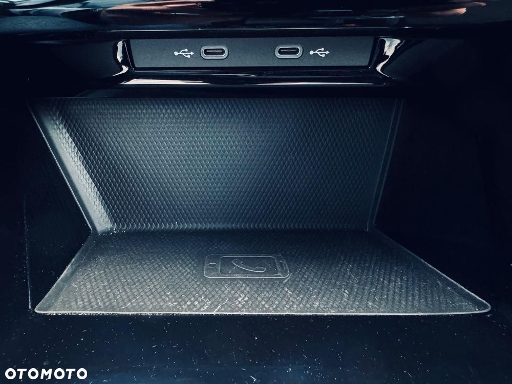 Volkswagen Golf 2.0 TSI Style DSG - 33