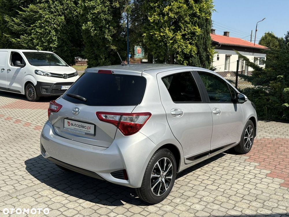 Toyota Yaris - 6