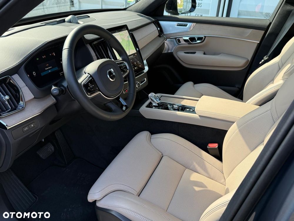 Volvo XC 90 T8 AWD Plug-In Hybrid Ultra Dark 7os - 10