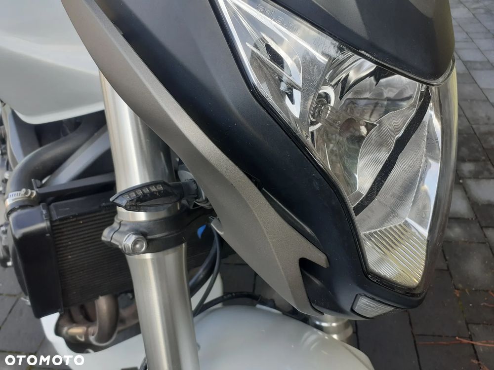 Honda Hornet - 12