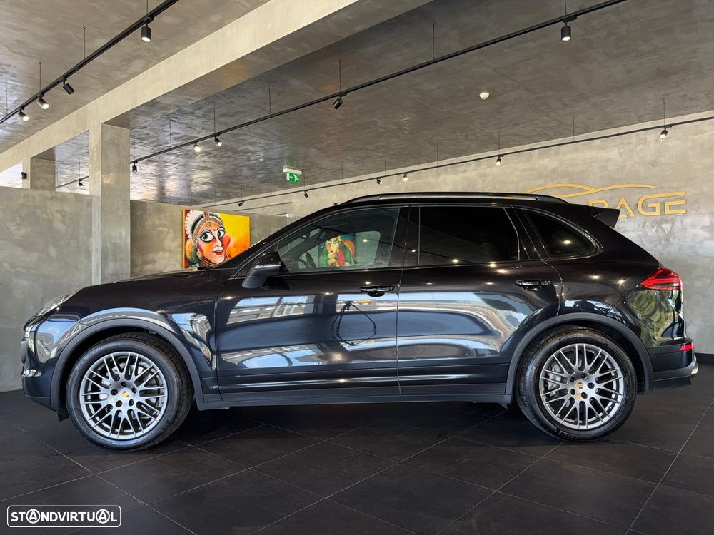 Porsche Cayenne Platinum Edition - 4